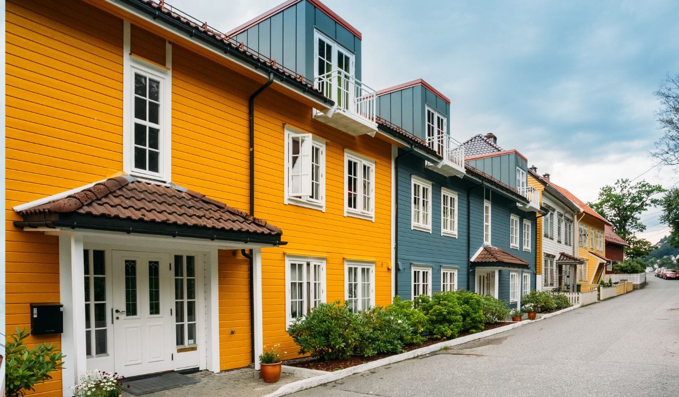 What Is the Best Exterior House Paint? bergen-norway-colorful-facades-of-houses